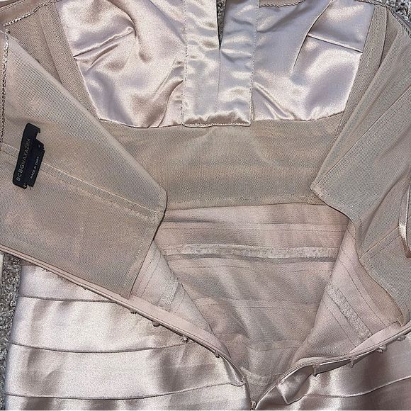 BCBGMAXAZRIA Women’s Halter Strapless Dress Champagne Cream Tiered Stretch - Picture 5 of 8
